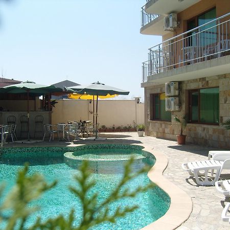 Family Hotel Primo Primorsko Esterno foto